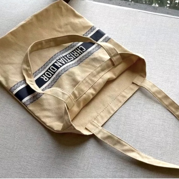 Christian Dior Dioriviera Tote VIP Parfum NWT - Picture 3 of 10